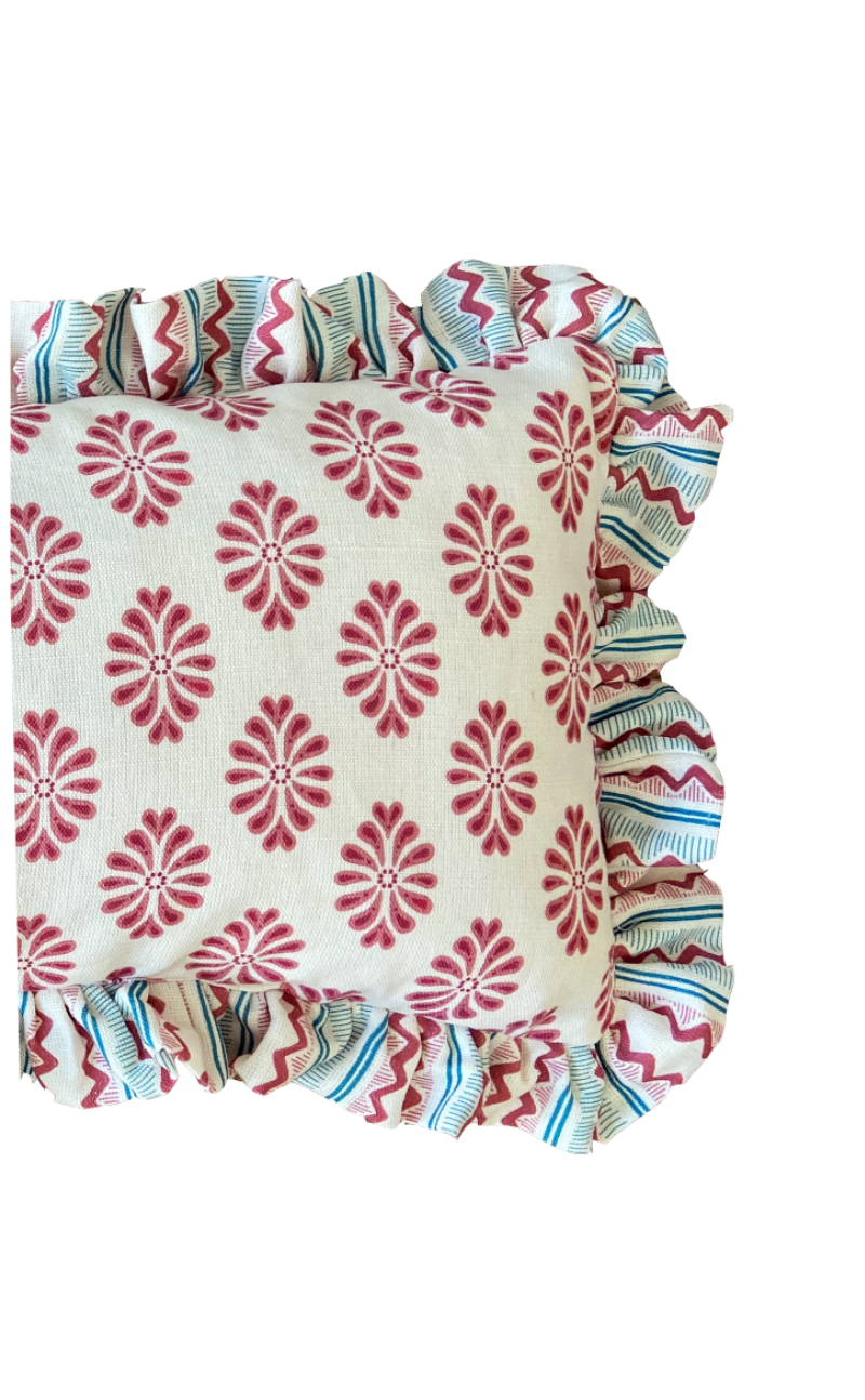 PINE CONES PINK CUSHION