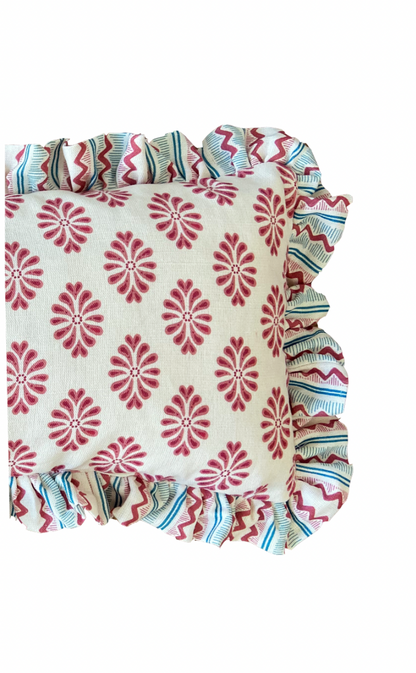 PINE CONES PINK CUSHION